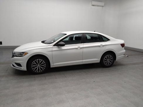 Used 2021 Volkswagen Jetta R-Line FWD image 2