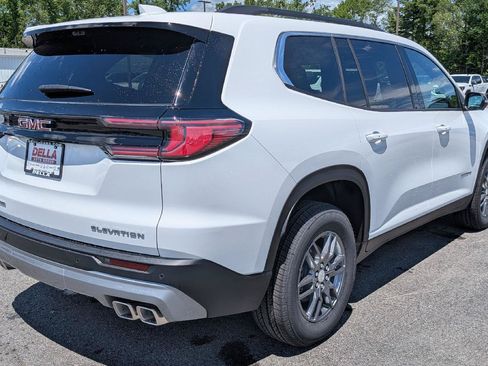 New 2026 GMC Acadia Elevation AWD/4WD image 7