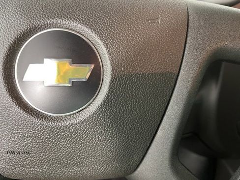 Used 2024 Chevrolet Express 2500 image 22