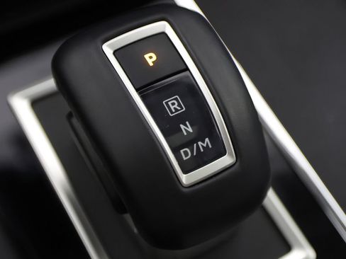 Used 2024 Mitsubishi Outlander SE FWD image 28