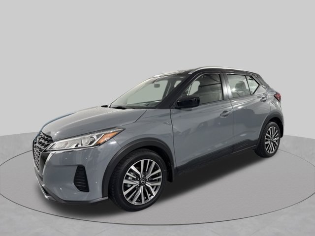 Used 2023 Nissan Kicks SV FWD image 3