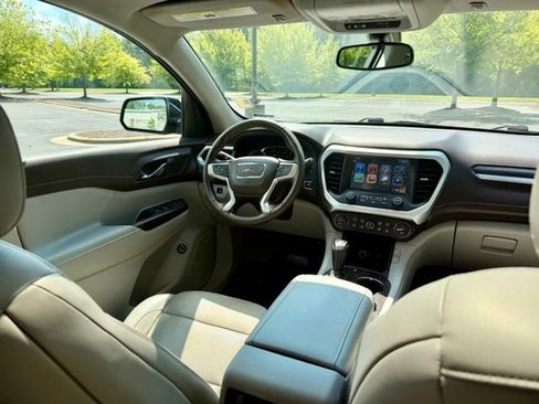 Used 2019 GMC Acadia SLT FWD image 19