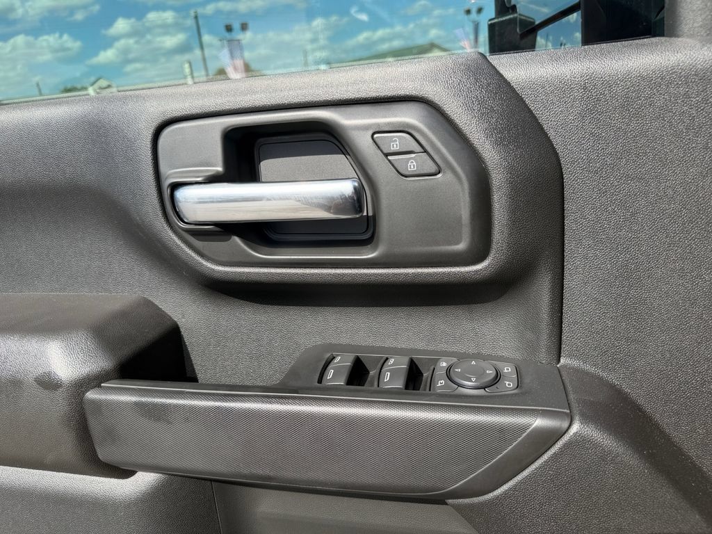 New 2026 Chevrolet Silverado 2500 Custom w/ Custom Value Package AWD/4WD image 11