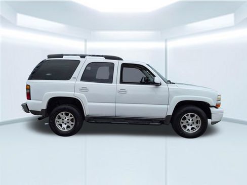 Used 2005 Chevrolet Tahoe Z71 w/ Preferred Equipment Group AWD/4WD image 7