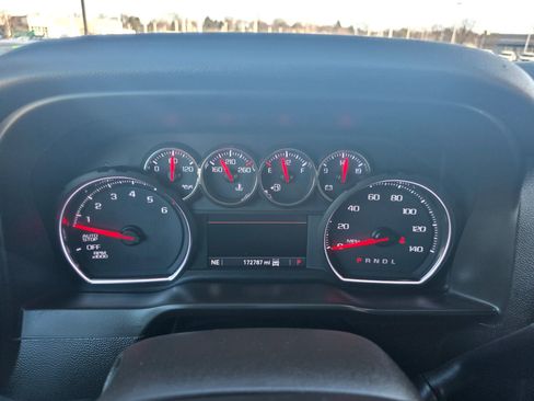 Used 2019 Chevrolet Silverado 1500 LT w/ All-Star Edition image 13