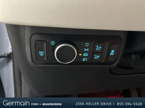 Used 2025 Ford Mustang Mach-E Premium image 17