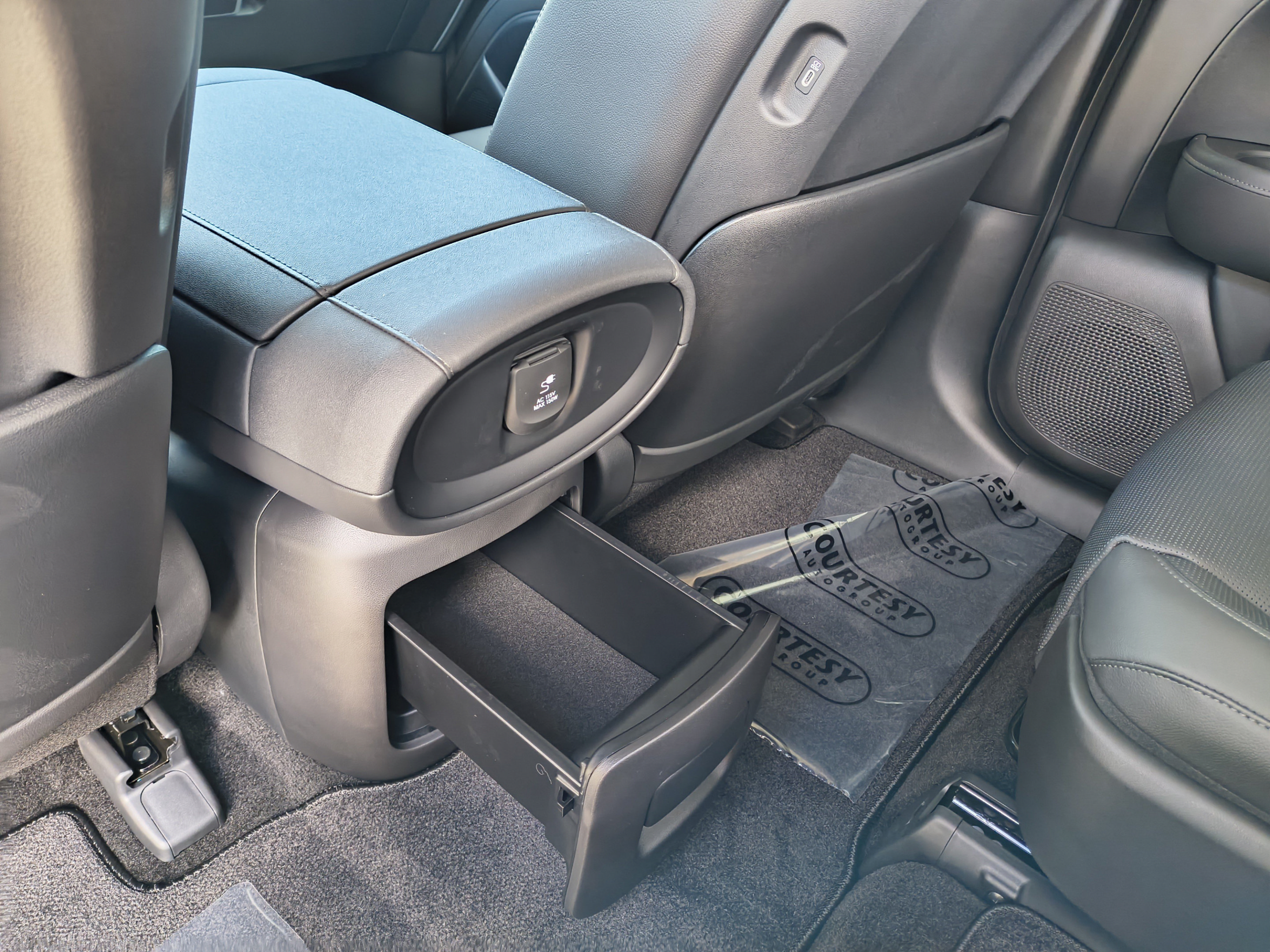 New 2027 Hyundai Palisade Limited AWD/4WD image 17