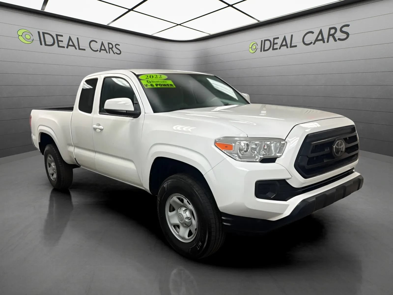 Used 2022 Toyota Tacoma SR RWD image 3