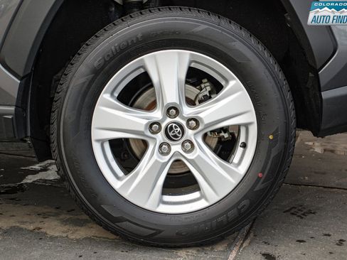 Used 2020 Toyota RAV4 XLE AWD/4WD image 25