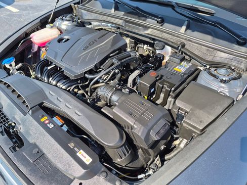 Used 2025 Hyundai Sonata SEL FWD image 38