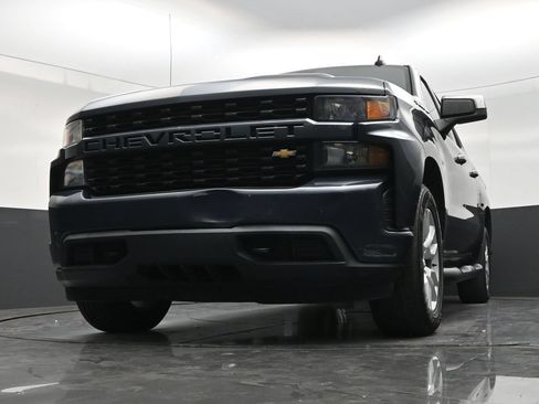 Used 2021 Chevrolet Silverado 1500 Custom w/ Safety Confidence Package RWD image 26