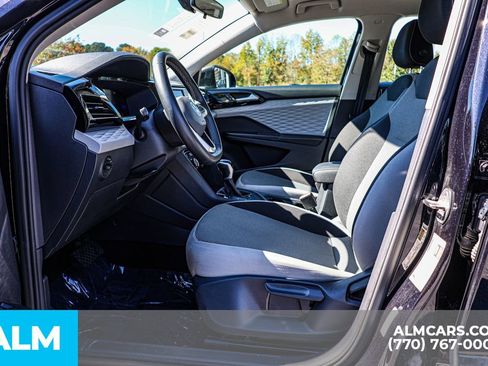 Used 2024 Volkswagen Taos S image 19