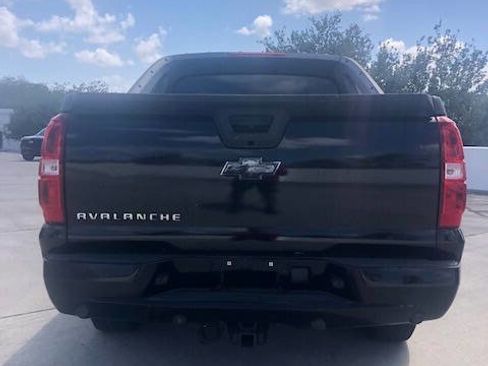 Used 2008 Chevrolet Avalanche LT w/ LT Preferred Equipment Group image 5