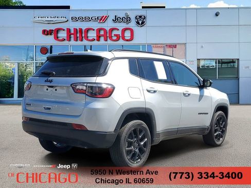 New 2026 Jeep Compass Latitude AWD/4WD image 4