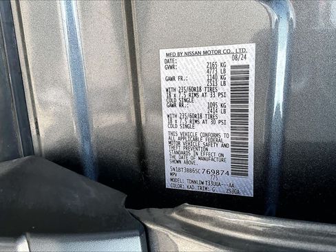 Used 2025 Nissan Rogue SV AWD/4WD image 36