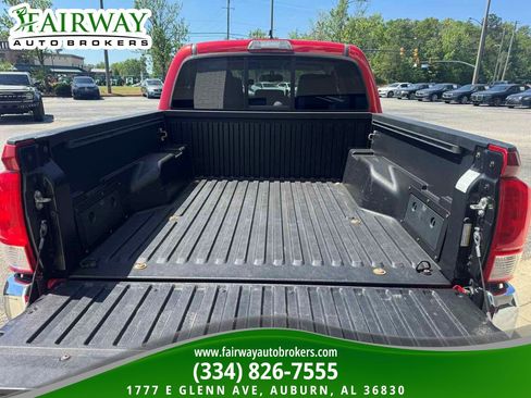 Used 2017 Toyota Tacoma SR5 w/ Tow Package image 24