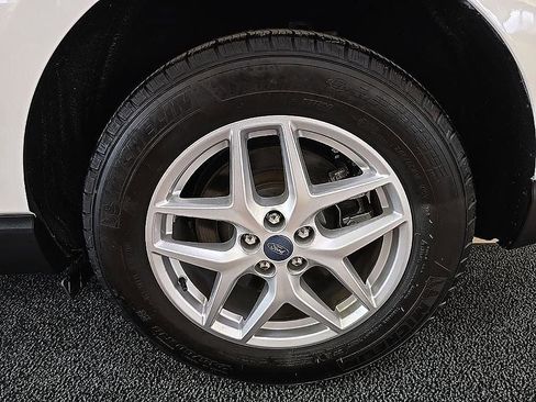 Used 2022 Ford Edge SEL w/ Convenience Package image 41