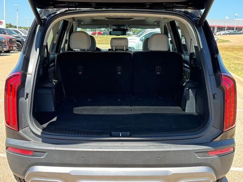 Used 2021 Kia Telluride EX AWD/4WD image 8