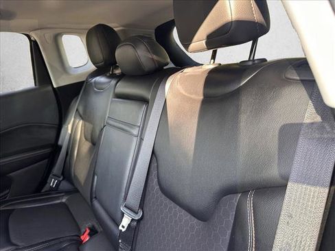 Used 2018 Jeep Compass Latitude w/ Popular Equipment Group image 22