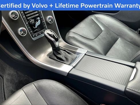 Used 2016 Volvo XC60 T5 Platinum w/ Climate Package image 17