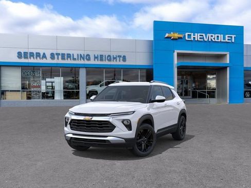 New 2026 Chevrolet TrailBlazer LT w/ Convenience Package FWD image 9