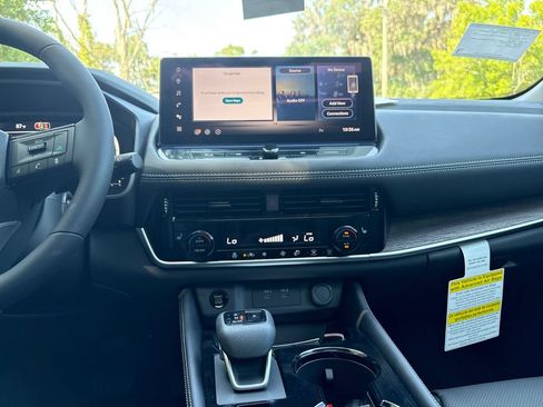 New 2026 Nissan Rogue Platinum AWD/4WD image 18