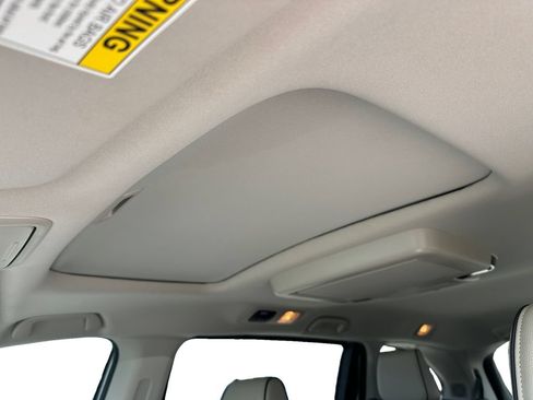 Used 2025 Honda Odyssey Elite image 14