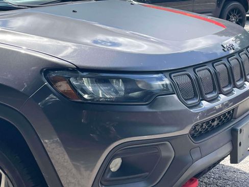 Used 2022 Jeep Compass Trailhawk AWD/4WD image 10