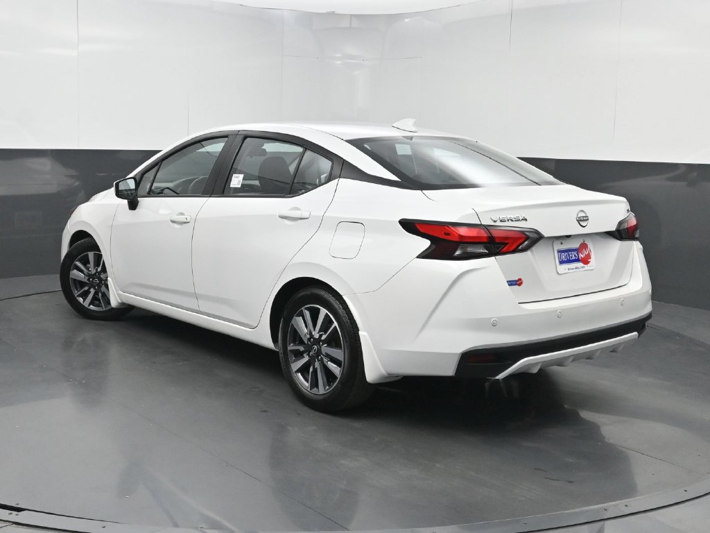 Used 2024 Nissan Versa SV w/ Trunk Package FWD image 21