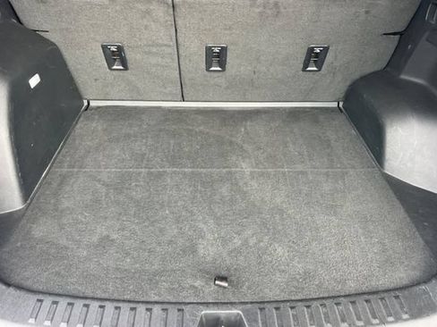 Used 2025 Chevrolet Equinox LT w/ Convenience Package II FWD image 18