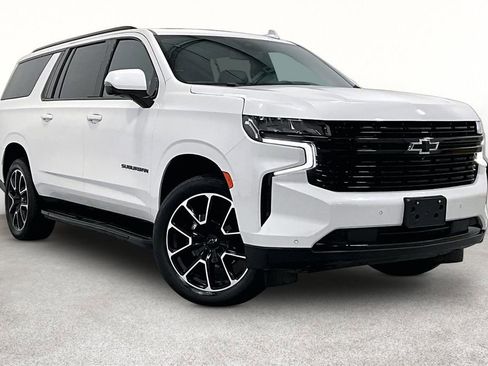 Used 2023 Chevrolet Suburban RST w/ Luxury Package RWD image 1