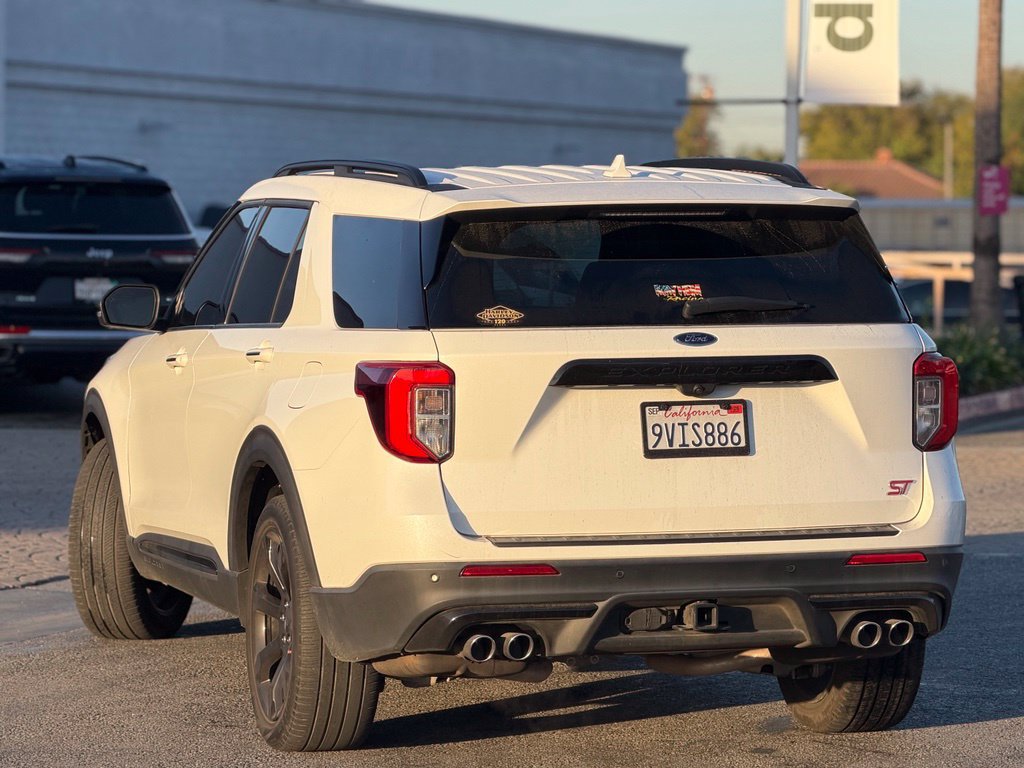 Used 2023 Ford Explorer ST w/ Equipment Group 401A AWD/4WD image 2