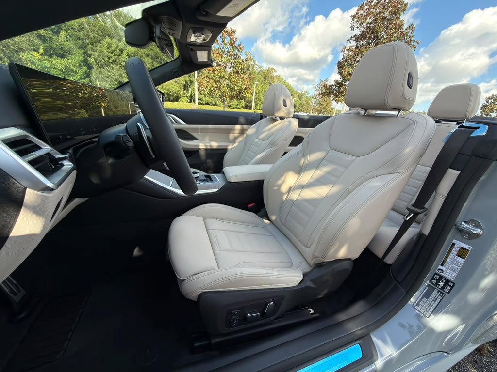 New 2027 BMW 440i xDrive Convertible AWD/4WD image 12