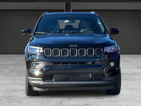 New 2026 Jeep Compass Latitude image 10