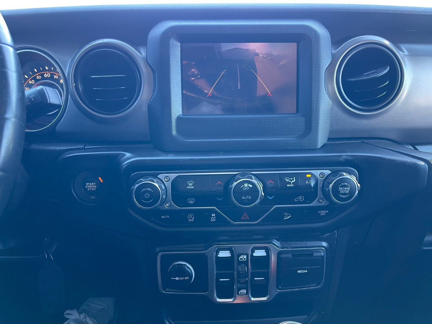 Used 2019 Jeep Wrangler Unlimited Sport S AWD/4WD image 17