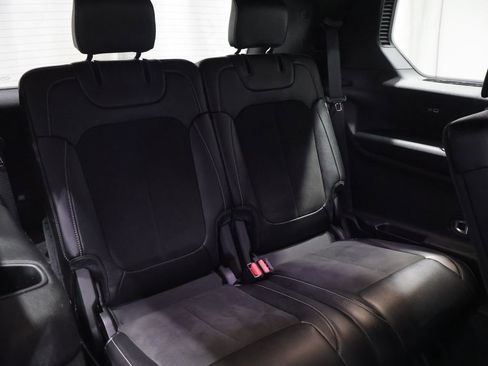 Used 2023 Jeep Grand Cherokee L Laredo image 22