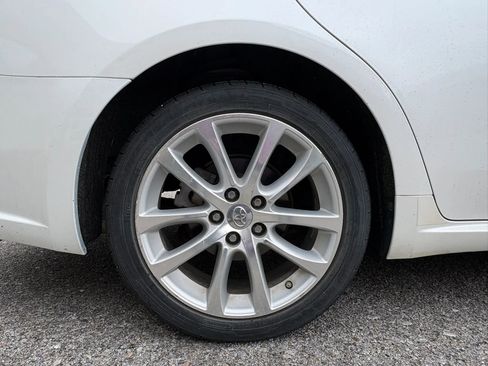 Used 2013 Toyota Avalon XLE Touring image 25