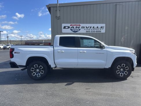 New 2026 Chevrolet Colorado Z71 w/ Z71 Convenience Package 2 AWD/4WD image 2