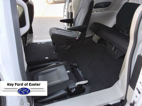 Used 2023 Chrysler Voyager LX FWD image 24