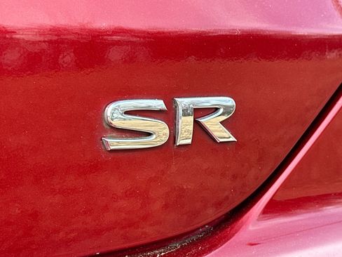 Used 2021 Nissan Kicks SR image 16