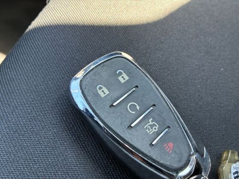 Used 2024 Chevrolet Malibu LT image 27