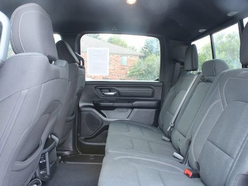 Used 2026 RAM 1500 Express AWD/4WD image 30