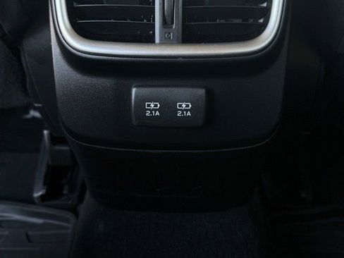 Used 2022 Subaru Outback Premium image 21