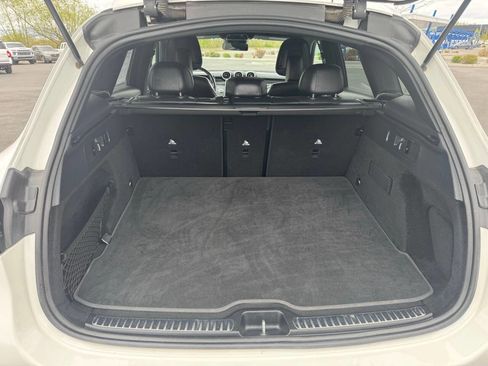 Used 2024 Mercedes-Benz GLC 300 4MATIC image 8