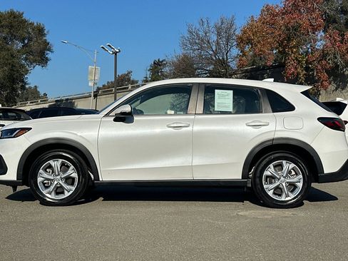 Certified 2023 Honda HR-V LX image 7