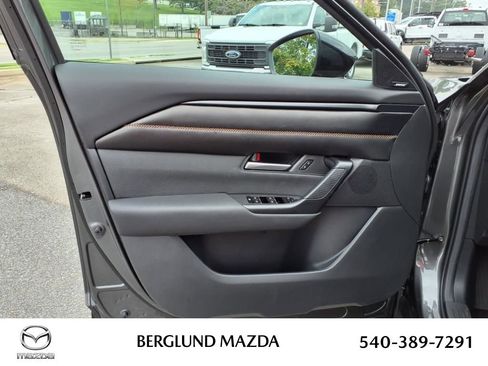 New 2025 MAZDA CX-50 AWD 2.5 Hybrid w/ Cargo Package image 9