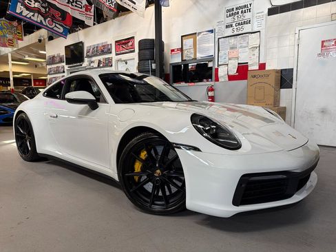 Used 2020 Porsche 911 Carrera 4S image 1
