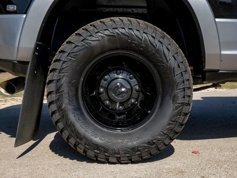 Used 2022 RAM 3500 Laramie image 61