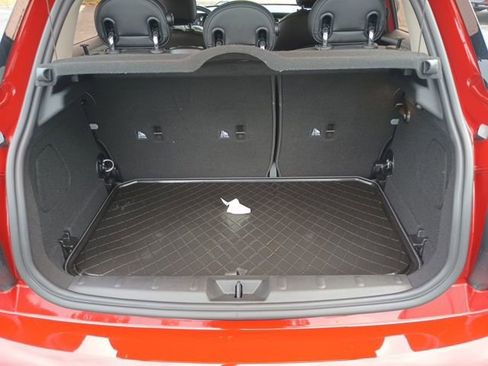 Used 2022 MINI Cooper 4-Door Hardtop w/ Storage Package FWD image 8