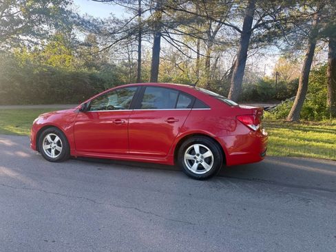 Used 2013 Chevrolet Cruze LT w/ RS Package image 6